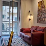 Altido Cosy 2-Bed Flat In Milan\'S Heart